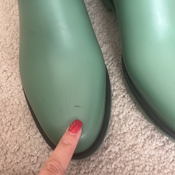 “Bernardo Zoe Rain Boots size 8” - Picture 6 of 10